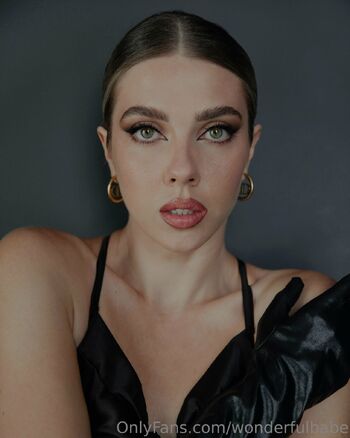 Kate Plotnikov / wonderfulbabe nude photo #5