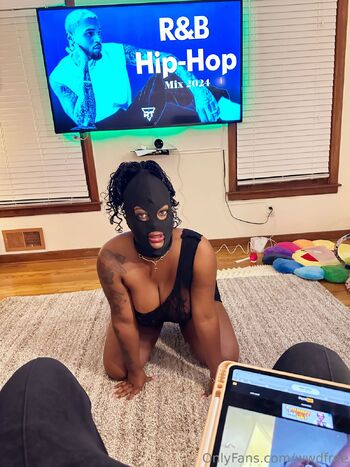 We Want Diamon / wwdfree nude photo #7