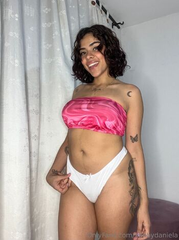 Hot Daniela / xbabydaniela nude photo #29