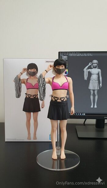 xdressviv / xdressvivi nude photo #1