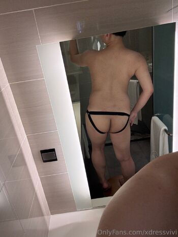 xdressviv / xdressvivi nude photo #2