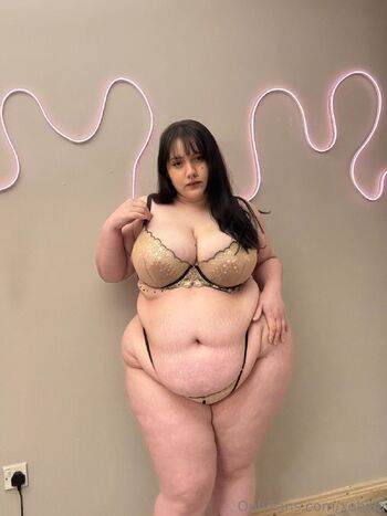 Lia / xehilia nude photo #14