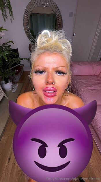 jade lyneFREE Page / xjadelynefreex nude photo #6
