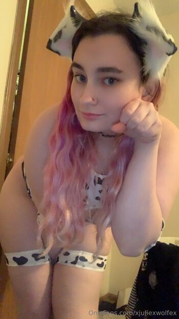 Juliexwolf / xjuliexwolfex nude photo #4