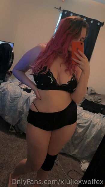 Juliexwolf / xjuliexwolfex nude photo #12