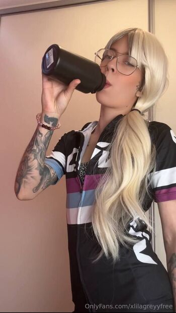 media 5 today / xlilagreyyfree nude photo #11