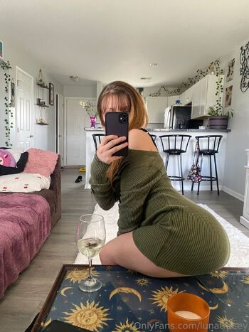 luna tracey / xolunat nude photo #1