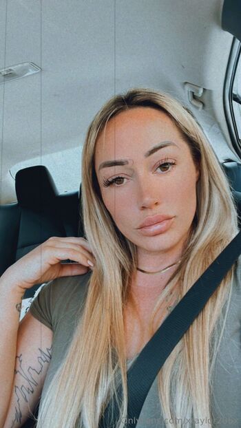 Taylor Bootyliscious Woman / xtaylor206x nude photo #7