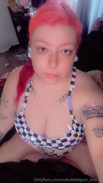 xXBubblegum_BratX / xxbubblegum_bratxx nude photo #28