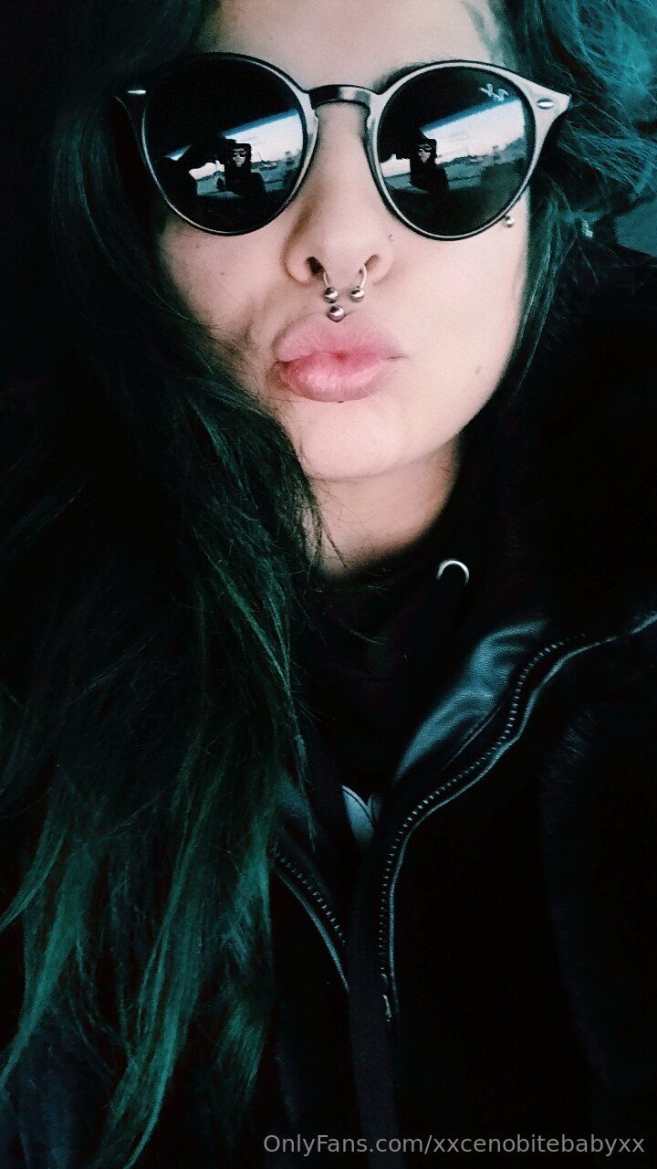 xxcenobitebabyx / xxcenobitebabyxx nude photo #1