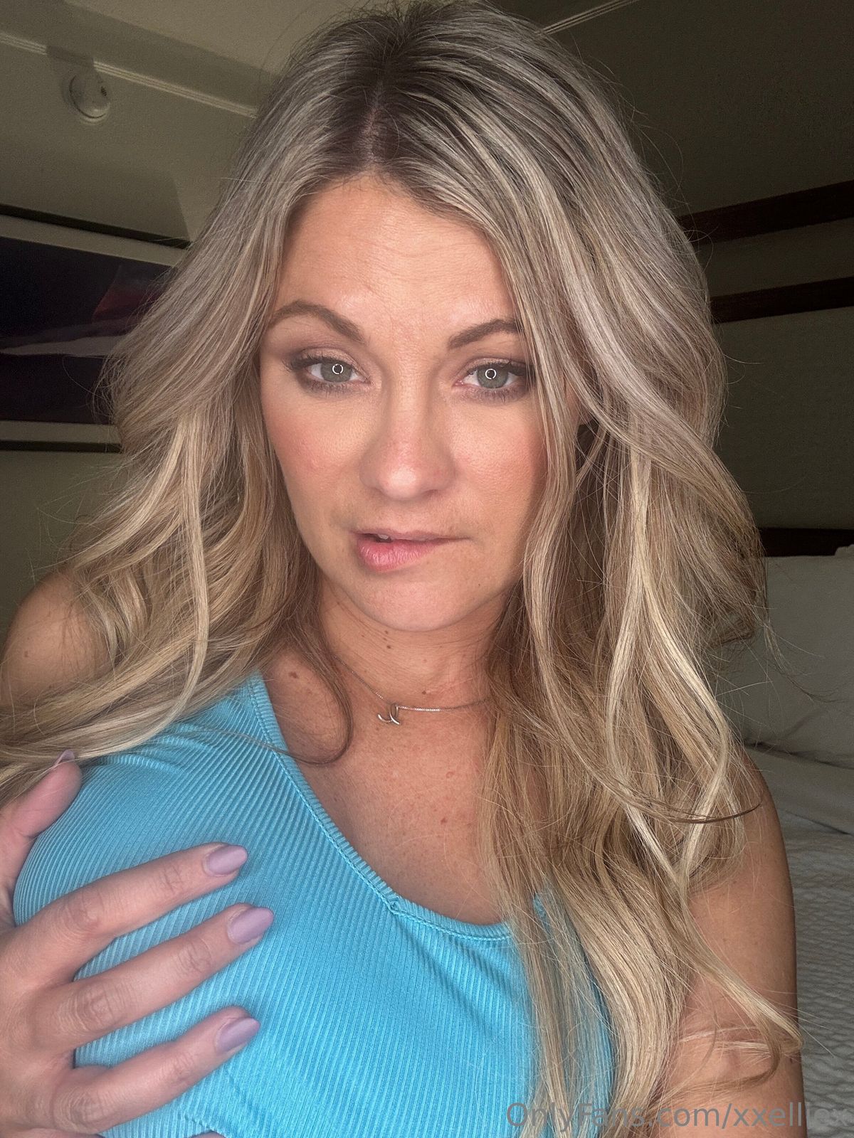 Ellie GFEHotwif / xxelliex / ellietayofficial / ellietayxxx nude photo #29