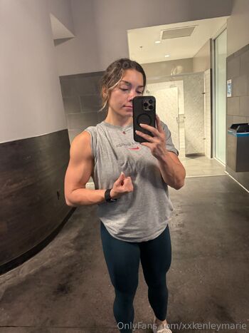 Kenley Your Favorite Flex / xxkenleymarie nude photo #25
