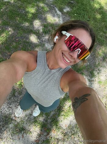 Kenley Your Favorite Flex / xxkenleymarie nude photo #28