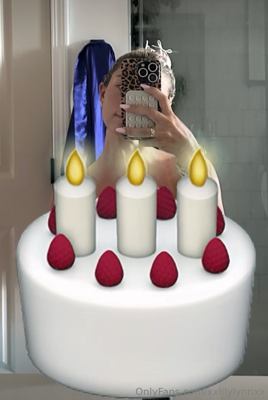 Lily Lyn / xxlilylynnxx nude photo #22