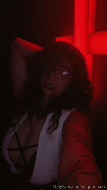 SuccubusQueen / xxqueenxxx nude photo #26