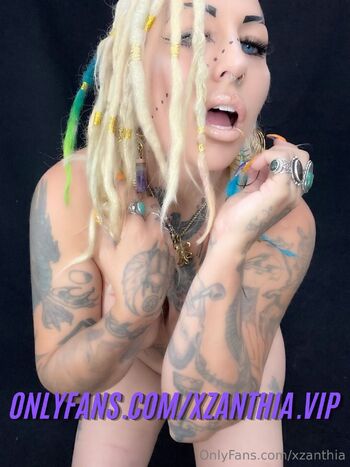 XZanthi / xzanthia nude photo #10