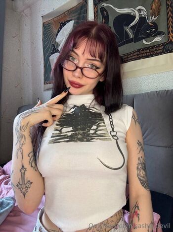 Your Goth Girl / y0urgothgirl nude photo #27