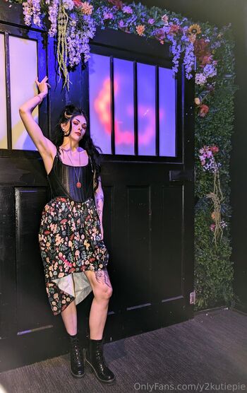 Kutie Pi / y2kutiepie nude photo #3