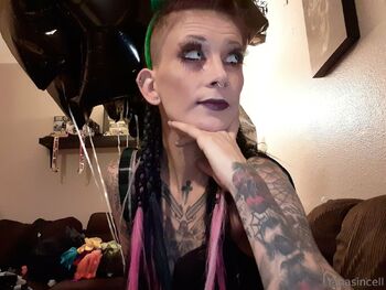 Yanasincell66 / yanasincell666 nude photo #4