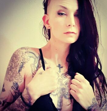 Yanasincell66 / yanasincell666 nude photo #23