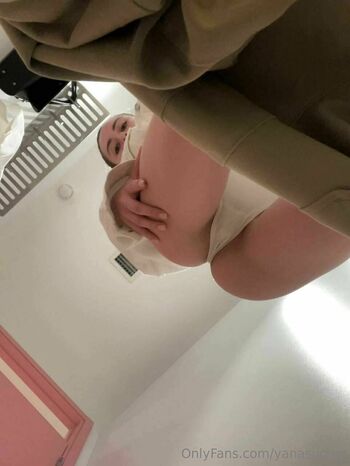 𝒴𝓃𝒶 𝒮𝓊𝑔𝒶𝓇 / yanasugarr nude photo #17