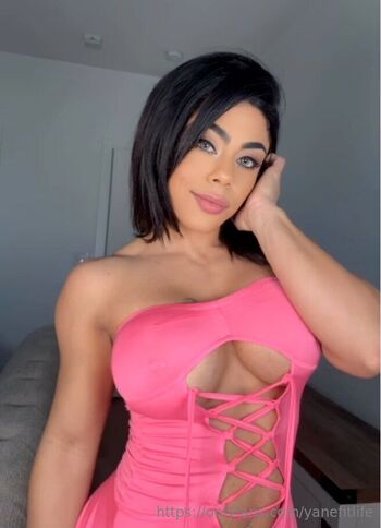 Yanet - Latina muscle momm / yanefitlife nude photo #30
