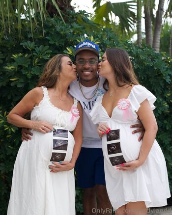 YARDY LAN / yardylandd nude photo #7