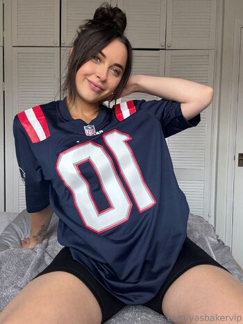 YOUR GF YASMIN / yasbakervip nude photo #19