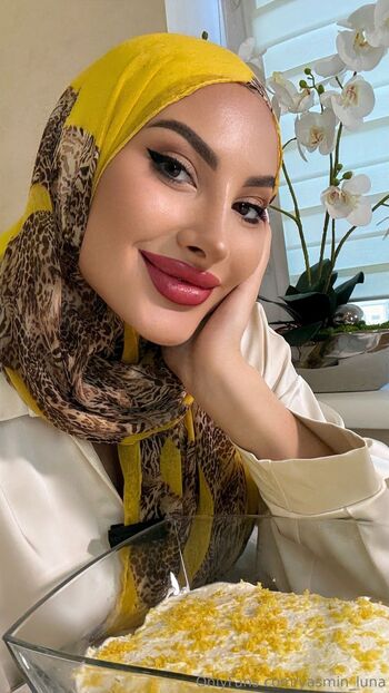 Yasmin / yasmin_luna nude photo #4