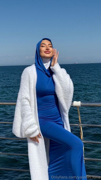 Yasmin / yasmin_luna nude photo #8