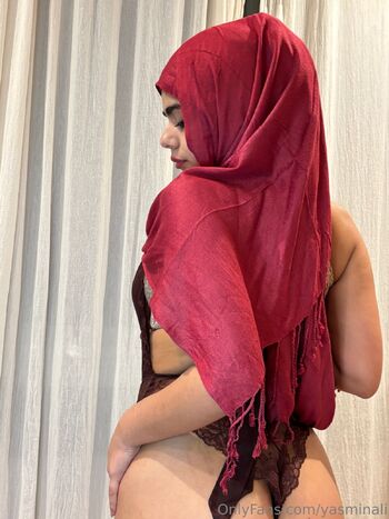 Yasmin Ali / yasminali nude photo #7