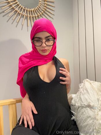 Yasmin Ali / yasminali nude photo #11