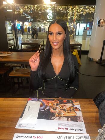 Yasmine T / yasminets nude photo #1