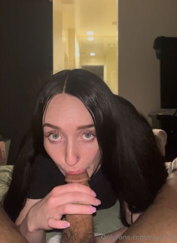 Yay / yaya_28 nude photo #3