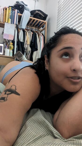 Evangeline / yeahitsevie nude photo #6