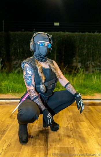 Yesikasaen / yesikasaenz nude photo #26