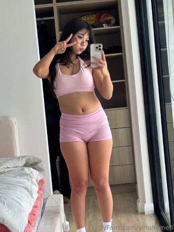 Yin / yinahomefi nude photo #1