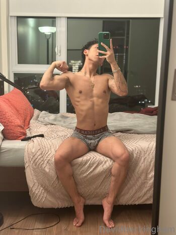 Meltingseou / yirie nude photo #3