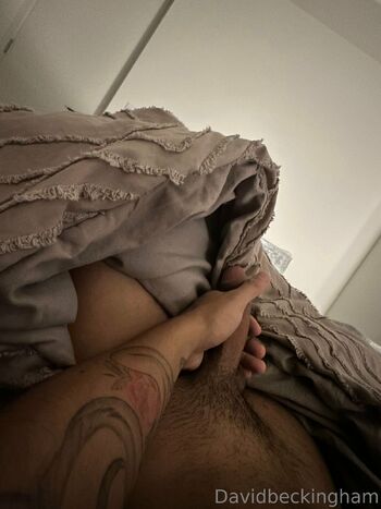 Meltingseou / yirie nude photo #9