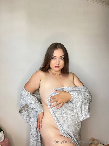 𝐵𝐵𝒲 𝒴𝓁𝒶𝓃𝒹𝒶 / yolandakeys nude photo #20