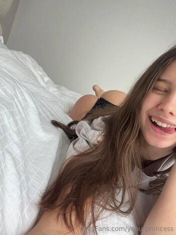 Your princess / yoourpriincess nude photo #5
