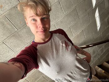 Charlott / youonlywishyoucould nude photo #19