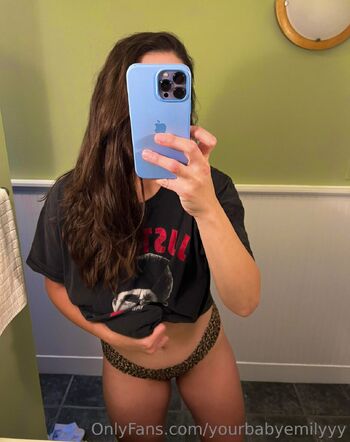 Emil / yourbabyemilyyy nude photo #6