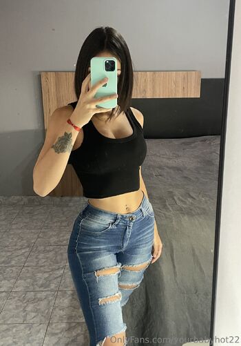 Belu / yourbabyhot22 nude photo #3