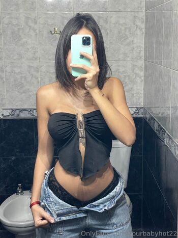 Belu / yourbabyhot22 nude photo #22