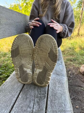 Lett / yourbest_blondie nude photo #27