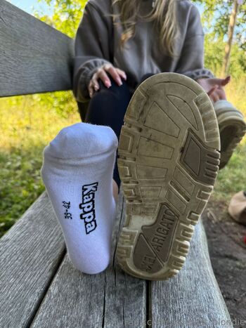 Lett / yourbest_blondie nude photo #29