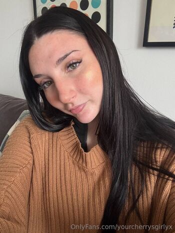 luna / yourcherrysgirlyx nude photo #9