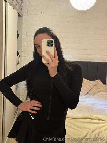 luna / yourcherrysgirlyx nude photo #20