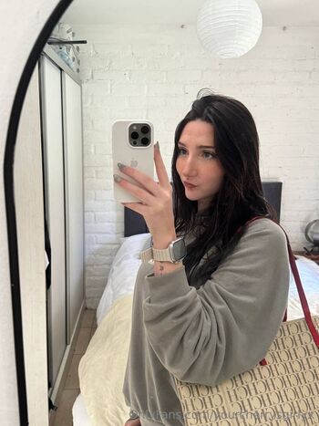 luna / yourcherrysgirlyx nude photo #26